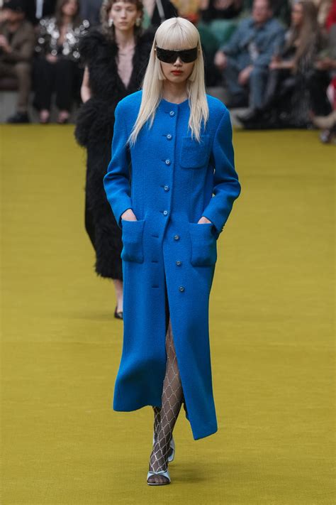 fiori tipo infiano gucci sfilate inverno